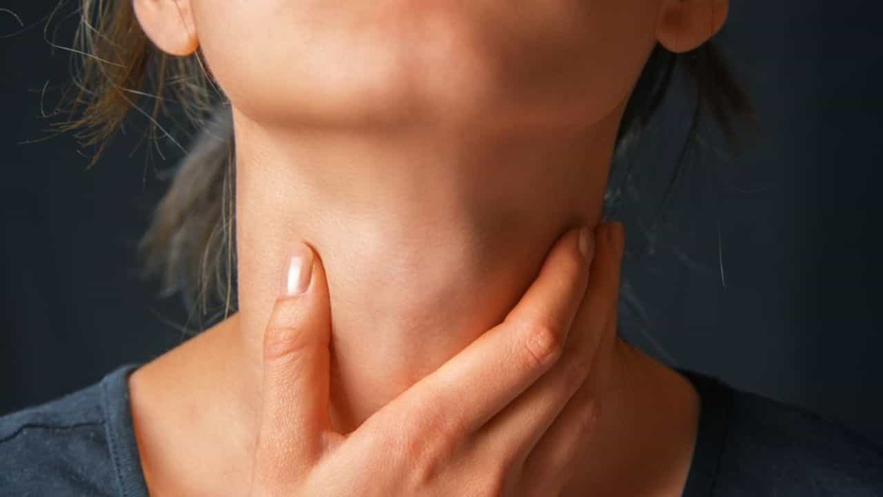 Thyroid: ওষুধ ছাড়াই কি থাইরয়েডকে কন্ট্রোলে রাখা যায়? Thyroid: ওষুধ ছাড়াই কি থাইরয়েডকে কন্ট্রোলে রাখা যায়?
