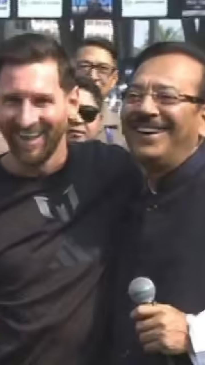 তিনবারের নোটিশ এড়িয়ে অবশেষে মেসিকাণ্ডে থানায় হাজিরা দিলেন অরূপ বিশ্বাস