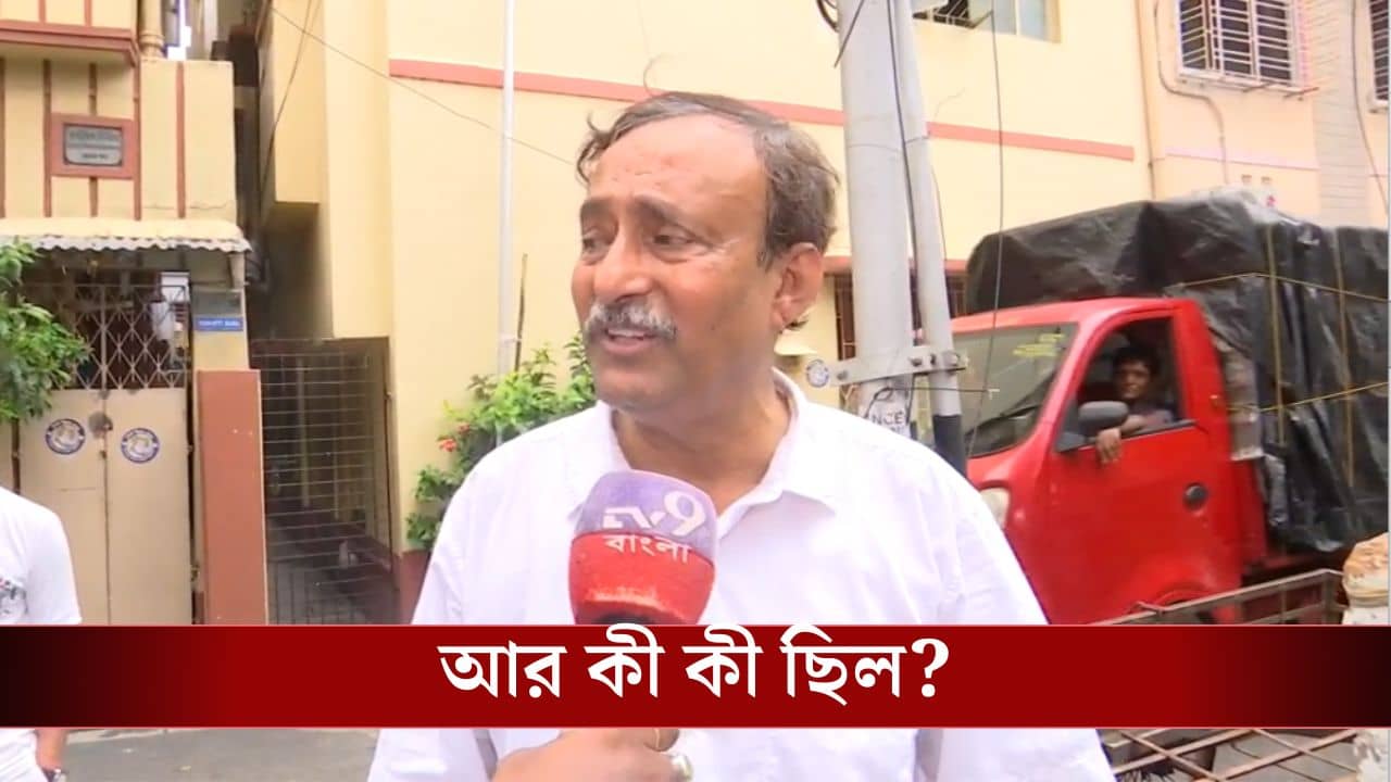 Debabrata Majumdar,Jadavpur: ২০০ পিস ধুতি,৩০০ হ্যান্ডলুম শাড়ি, লুঙ্গি ১০০... দেবব্রতর বাড়িতে কী কী ছিল বললেন লিস্ট ধরে ধরে