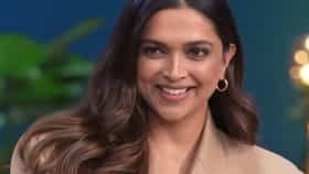 ছেলেরা নয়, মেয়েরা ফ্লার্ট করলেই কেন বেশি খুশি হন দীপিকা?