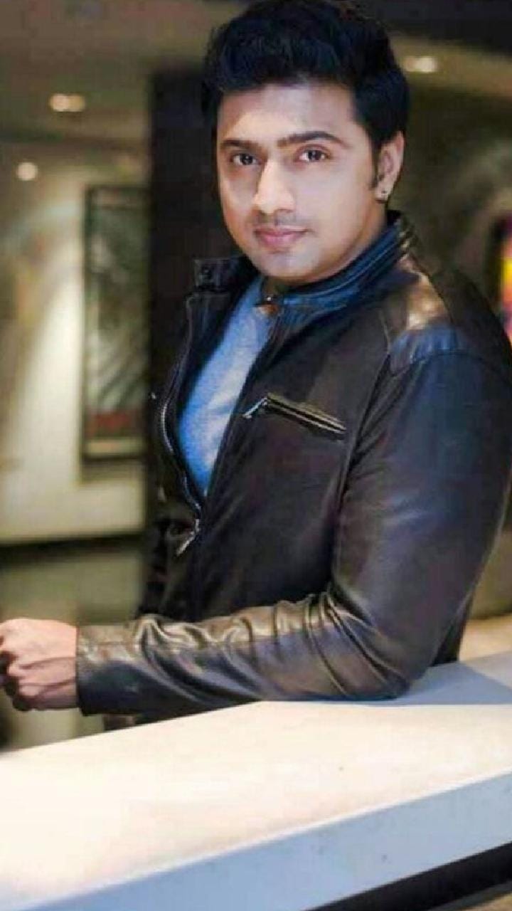 ১৯ বিদ্রোহী লোকসভা  সাংসদের তালিকায় কারা?