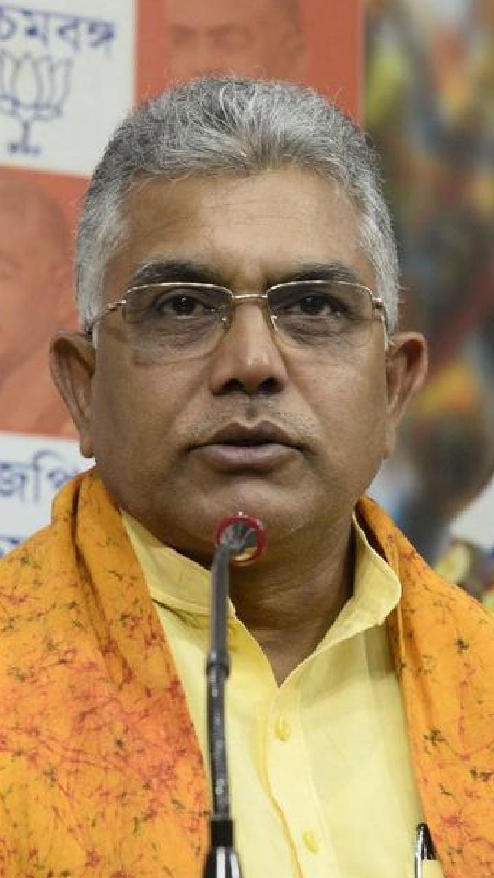 ‘কোর্ট-সংবিধান না মানলে বাংলাদেশে চলে যান’, মমতাকে তোপ দিলীপ ঘোষের