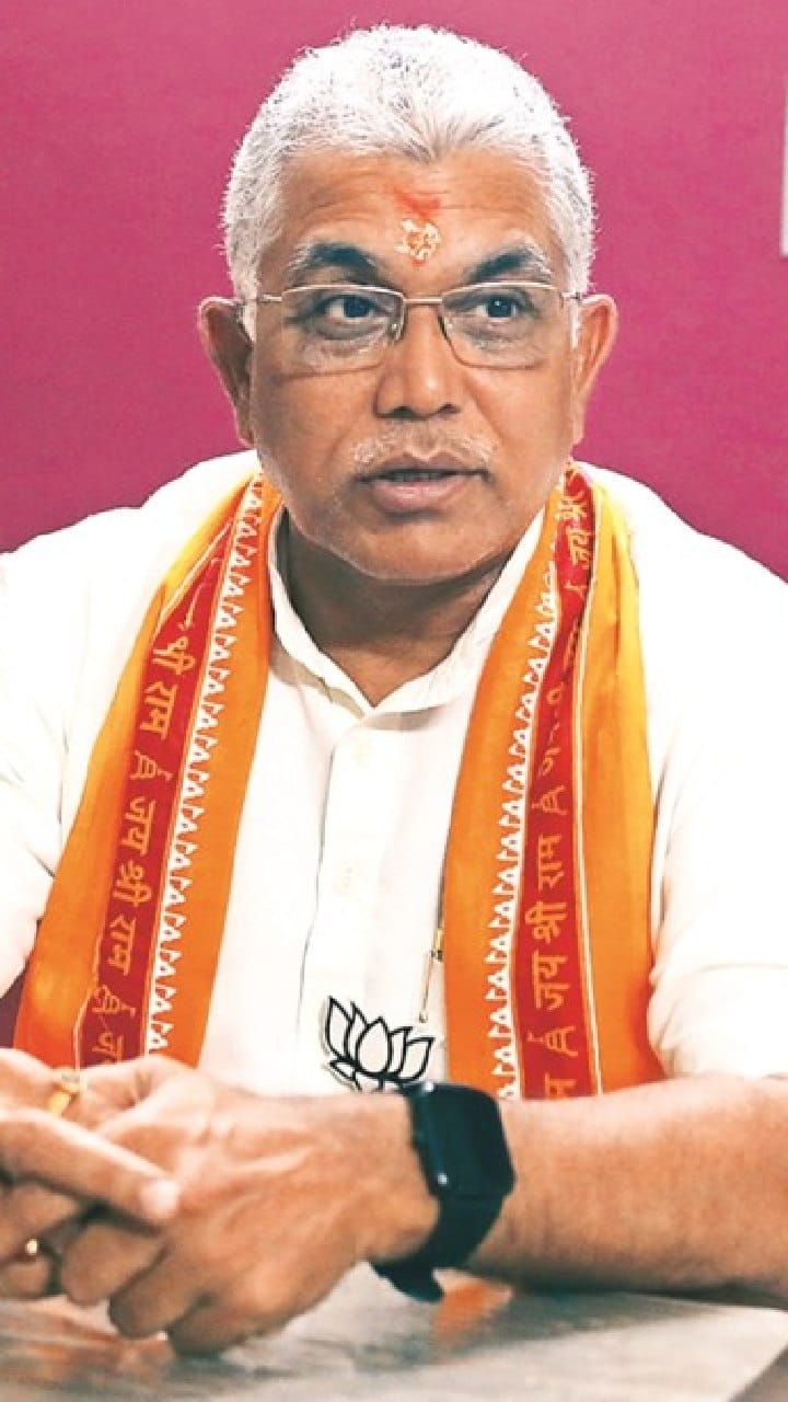 'সরকারি বাস কম, নতুন কেনার পরিকল্পনা রয়েছে', প্রতিশ্রুতি পূরণের আশ্বাস দিলেন দিলীপ