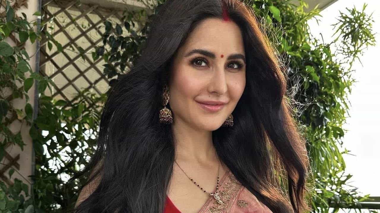 Katrina Kaif: বলিউডকে পুরোপুরি বিদায় জানালেন ক্যাটরিনা? ছবি নিয়ে বড় সিদ্ধান্ত অভিনেত্রীর Katrina Kaif: বলিউডকে পুরোপুরি বিদায় জানালেন ক্যাটরিনা? ছবি নিয়ে বড় সিদ্ধান্ত অভিনেত্রীর