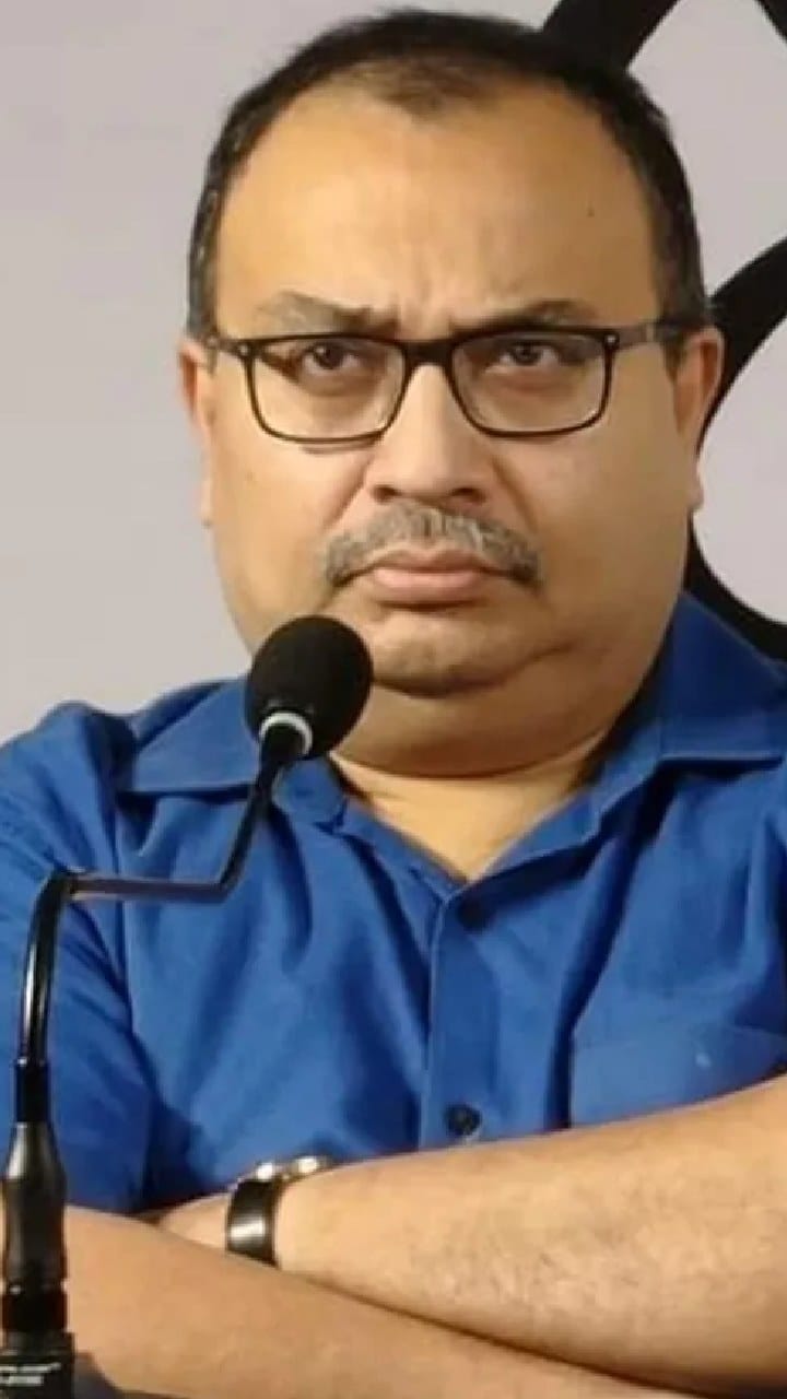 'কোন ব্যাঙাচি কী বলছে বয়েই গিয়েছে!', একুশে জুলাইয়ের প্রস্তুতি মঞ্চ থেকে সুর চড়ালেন কুণাল ঘোষ