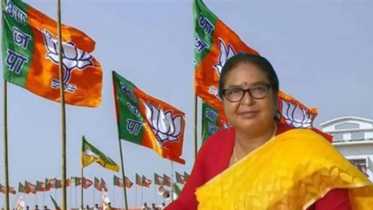 Malati Rava Roy: সঙ্ঘ ঘনিষ্ঠ উত্তরবঙ্গের দাপুটে নেত্রীর হাতেই রাজ্যের নারী সুরক্ষার ভার, কে এই মালতী রাভা রায় চেনেন?