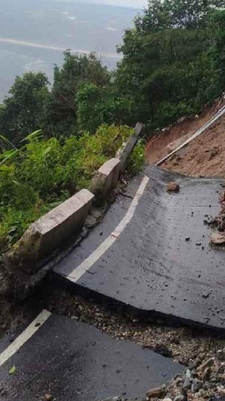 গোটা সপ্তাহ জুড়ে উত্তরবঙ্গে ভারী থেকে অতি ভারী বৃষ্টির সতর্কতা, পাহাড়ে ধসের আশঙ্কা