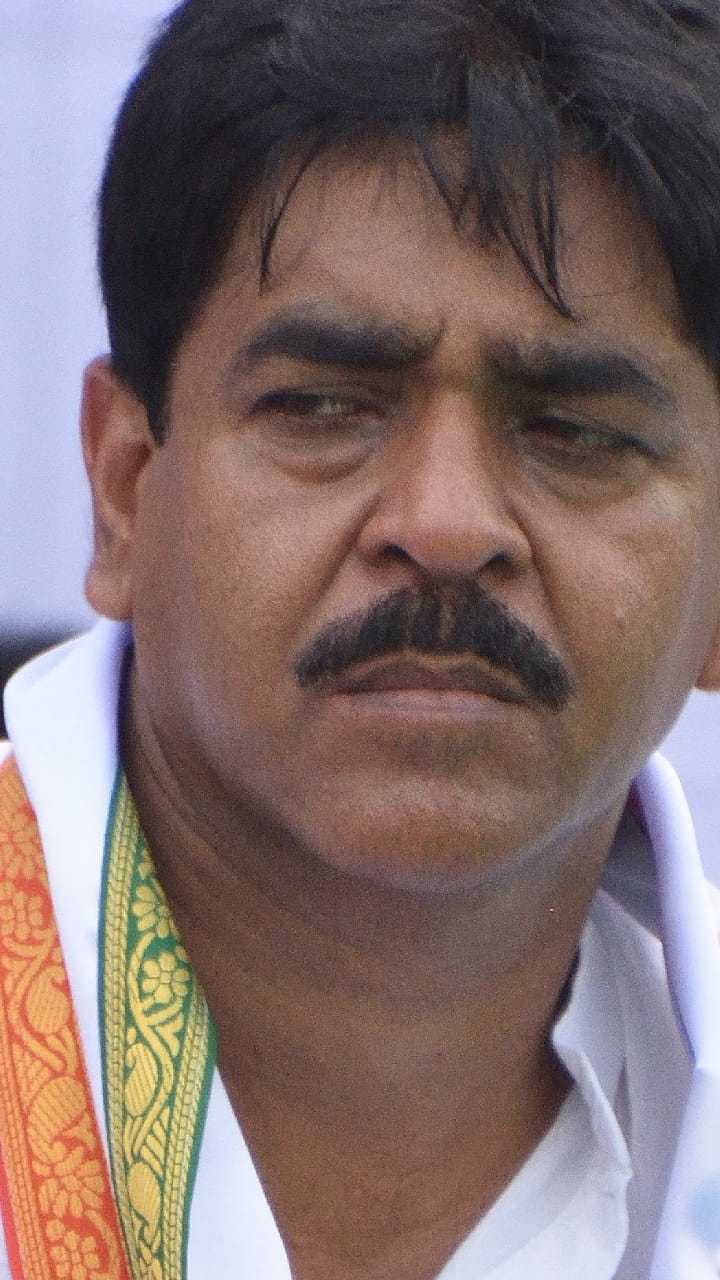 ভাঙড়ের প্রভাবশালী তৃণমূল নেতা শওকত মোল্লার বাড়িতে এনআইএ হানা, আটক ছেলে ইমরান!