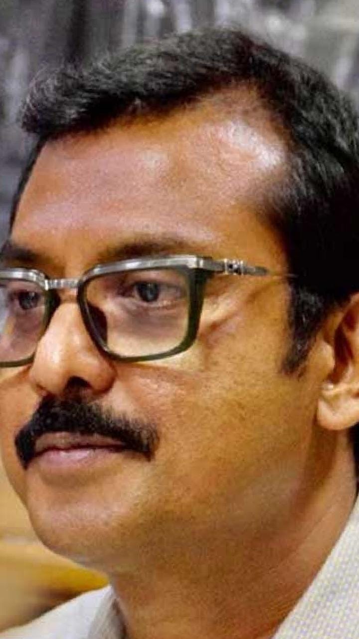 জেলে গিয়েও নিস্তার নেই, তোলাবাজি ও হুমকির নতুন মামলায় নাম জুড়ল স্বরূপ বিশ্বাসের