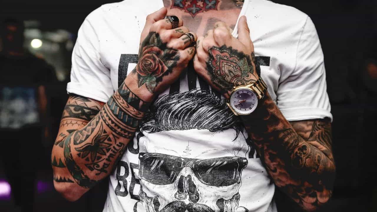 Government Job Tattoo Rules: শরীরে ট্যাটু থাকলে কি সরকারি চাকরি পাওয়া যায় না? কী বলছে নিয়ম Government Job Tattoo Rules: শরীরে ট্যাটু থাকলে কি সরকারি চাকরি পাওয়া যায় না? কী বলছে নিয়ম