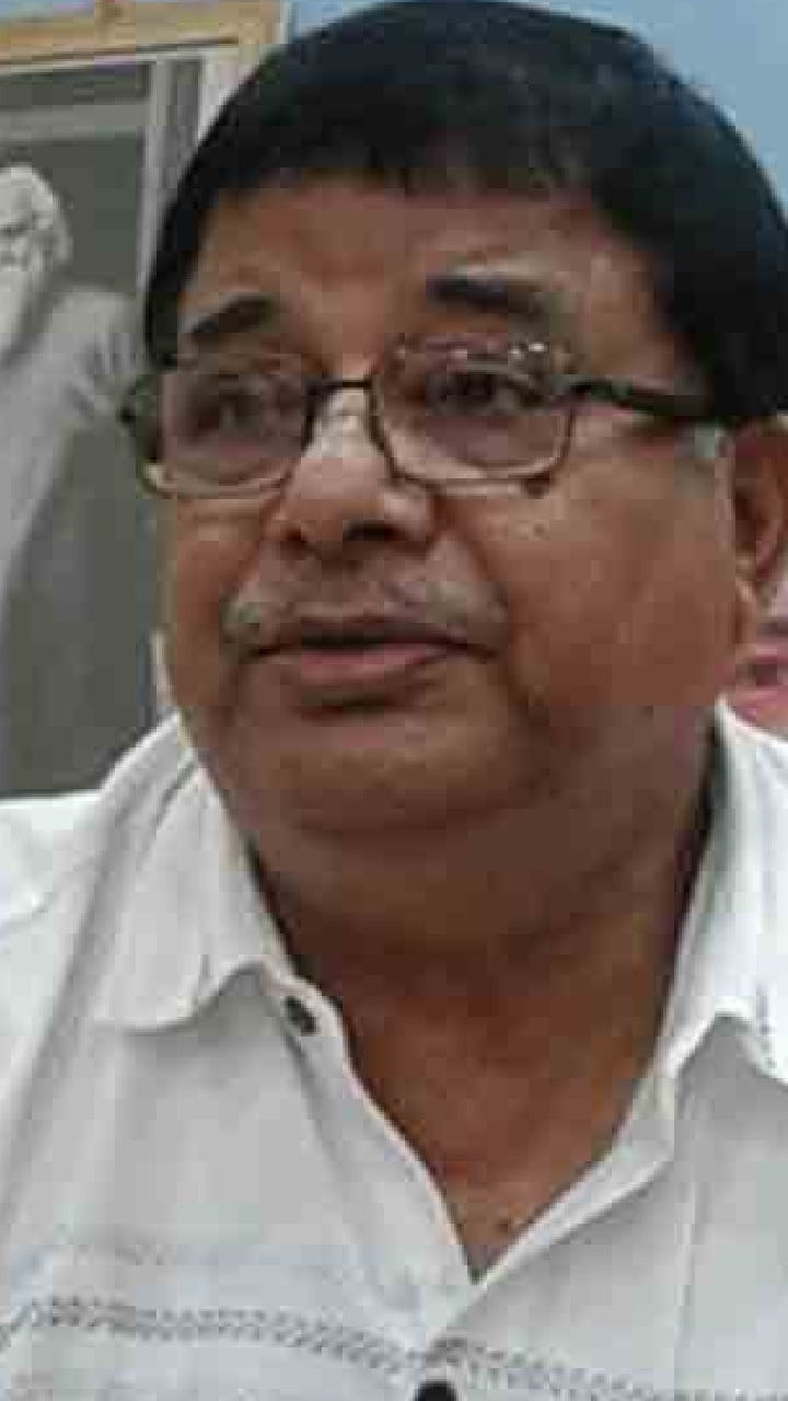 আগেই শ্রীঘরে 'গুরু', এবার গ্রেফতার উদয়ন গুহর 'ডানহাত'