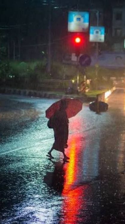 কোনও আশা নেই, বাংলার কপালে এখনও ভারি বৃষ্টি
