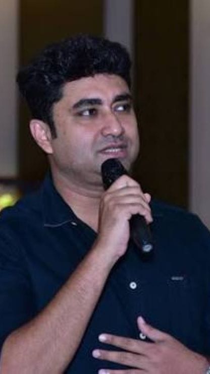 মমতা বন্দোপাধ্যায়টা আবার কে?: শতরূপ