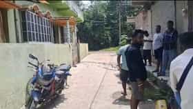 বিজেপি কর্মীকে কুপিয়ে খুনের চেষ্টার অভিযোগ, তপ্ত ভাটপাড়া