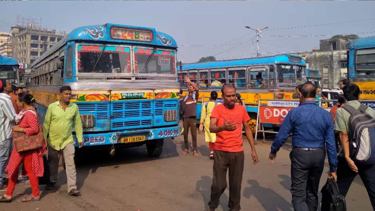 WB Buses Colour: এবার বাংলায় বাসের নিত্য যাত্রীদের বড় ঘোষণা WB Buses Colour: এবার বাংলায় বাসের নিত্য যাত্রীদের বড় ঘোষণা