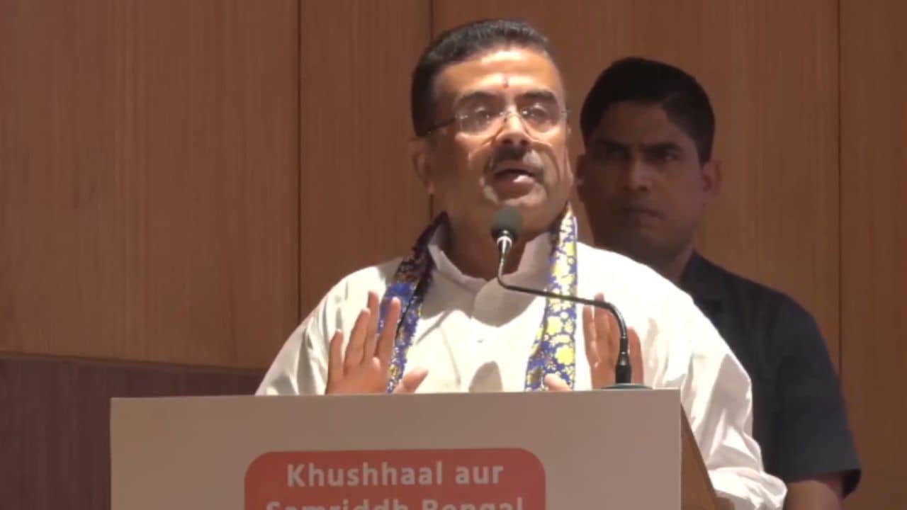 CM Suvendu Adhikari: ঠিক সময় ঠিক তথ্য সামনে আনব, মমতার সঙ্গে তাঁর পার্থক্য বুঝিয়ে বললেন শুভেন্দু