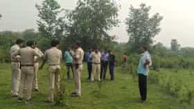 গভীর খনি থেকে উদ্ধার যুবতীর দেহ