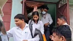 বৃষ্টিভেজা সকালে সাইকেলের টায়ার সারাই মিস্ত্রির এক-চালা বাড়ি ঘিরল NIA