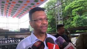 মমতা বন্দ্যোপাধ্যায়কে মিস করবেন? প্রশ্ন শুনেই দুটো শব্দ বললেন ফিরহাদ