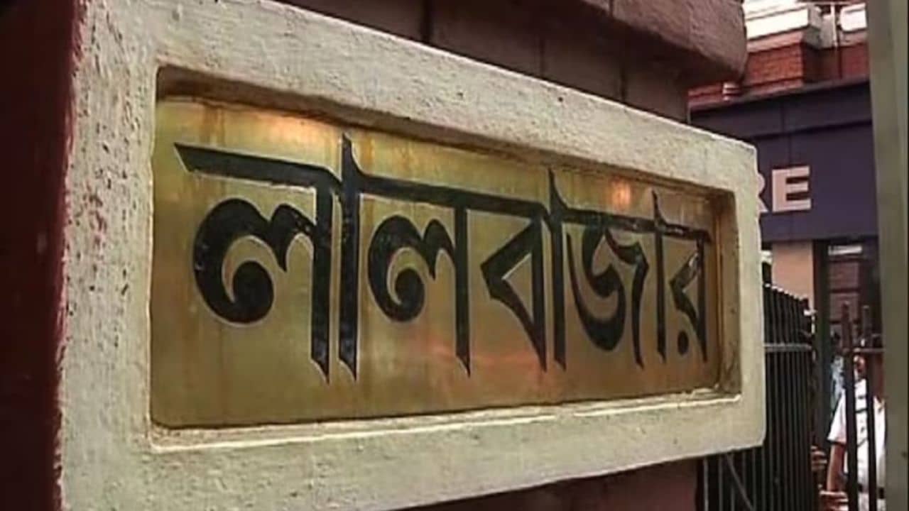 Lalbazar: কলকাতা পুলিশের ২ আধিকারিকের বিরুদ্ধে বড় পদক্ষেপ লালবাজারের
