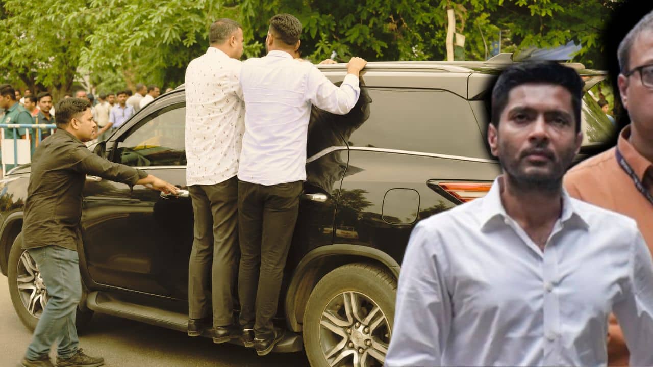 Abhishek Banerjee: ওইভাবে ঝুলে যাওয়ার অনুমতি নেই, এবার আরও বিপাকে অভিষেক
