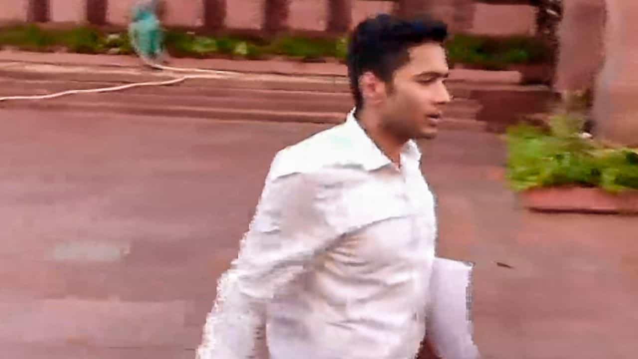 Abhishek Banerjee: '১৮ তারিখ না এলে...', অভিষেকের বিরুদ্ধে এবার কড়া পদক্ষেপের কথা বলল আদালত Abhishek Banerjee: '১৮ তারিখ না এলে...', অভিষেকের বিরুদ্ধে এবার কড়া পদক্ষেপের কথা বলল আদালত