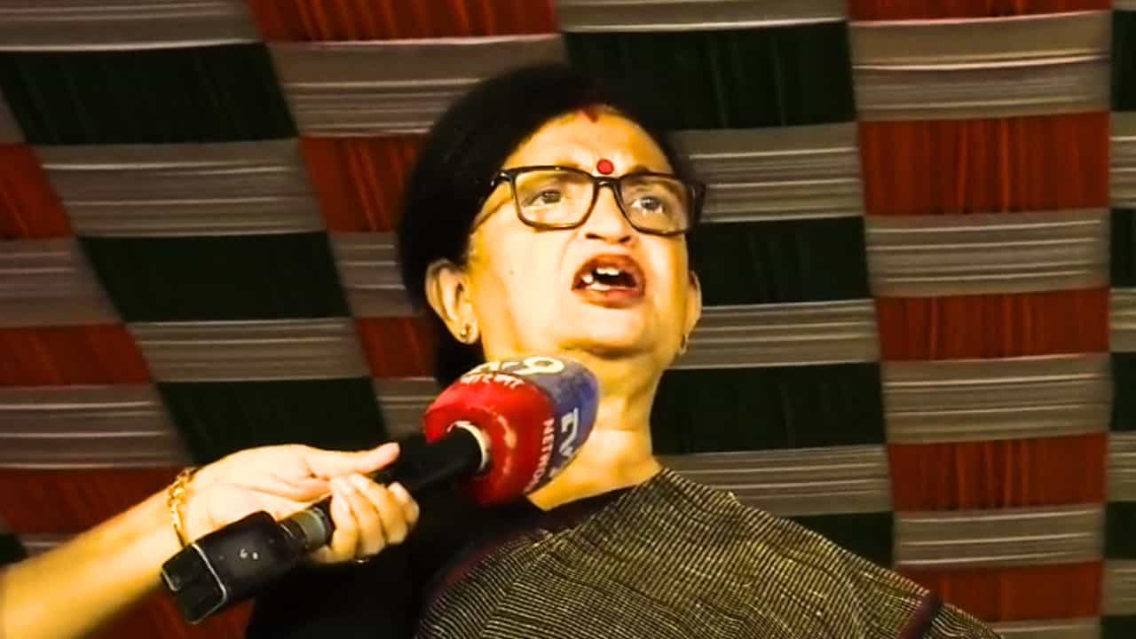 Chandrima Bhattacharya: 'রোজ রোজ বলতে ভালো লাগে না', একুশের মঞ্চে প্রশ্ন শুনেই বললেন চন্দ্রিমা Chandrima Bhattacharya: 'রোজ রোজ বলতে ভালো লাগে না', একুশের মঞ্চে প্রশ্ন শুনেই বললেন চন্দ্রিমা