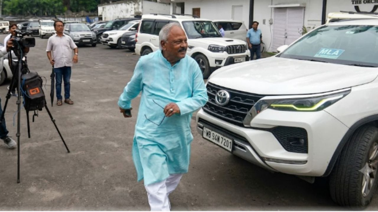 ফোন ট্র্যাক করে খোঁজ চলছিল, হঠাৎ উদয় সেই নির্মলের