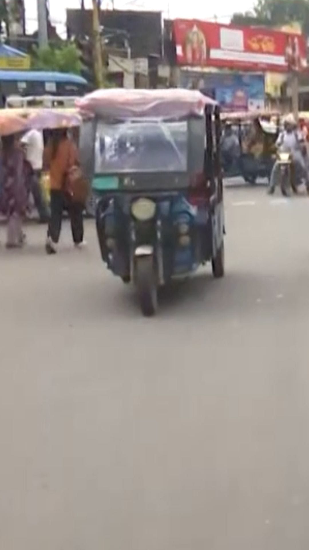 সকালে এপারে টোটোচালক রাতে সীমান্ত পেরিয়ে ওপারের ঠিকানায়!