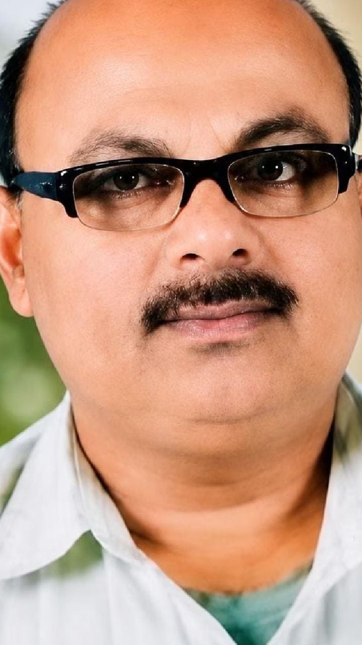 তল্লাশিতে উদ্ধার ২৮ কোটির বেশি টাকা, সোনা, গ্রেফতার মিনার