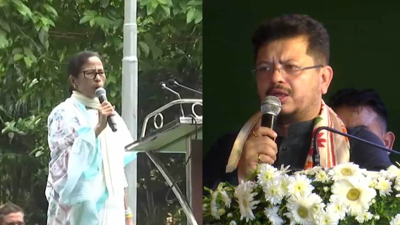 এবারের 'একুশ' ছন্নছাড়া! ব্যতিক্রমও বটে। কারণ এবারের একুশে তৃণমূল বিঁধল তৃণমূলকেই। এতদিন তৃণমূলের একুশের মঞ্চ থেকে নির্ধারিত হত প্রতিপক্ষের বিরুদ্ধে লড়বার স্ট্র্যাটেজি। আর এবার বিড়লা তারামণ্ডলের সামনে মমতা শিবির বনাম গান্ধী মূর্তির পাদদেশে ঋতব্রত শিবিরের বক্তব্যে শান দিয়েছে 'আসল তৃণমূল' প্রমাণের চেষ্টাই।