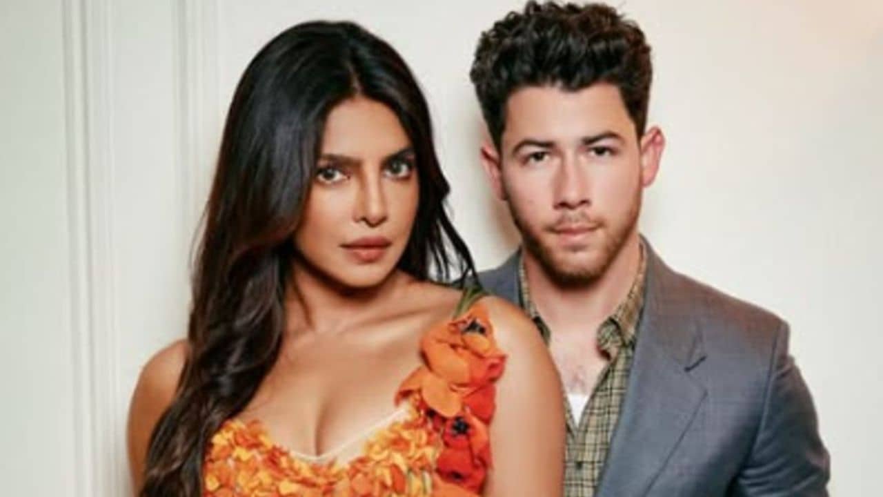 প্রথম আলাপে প্রিয়াঙ্কার কী দেখতে চেয়েছিলেন নিক? গোপন তথ্য ফাঁস দেশিগার্লের