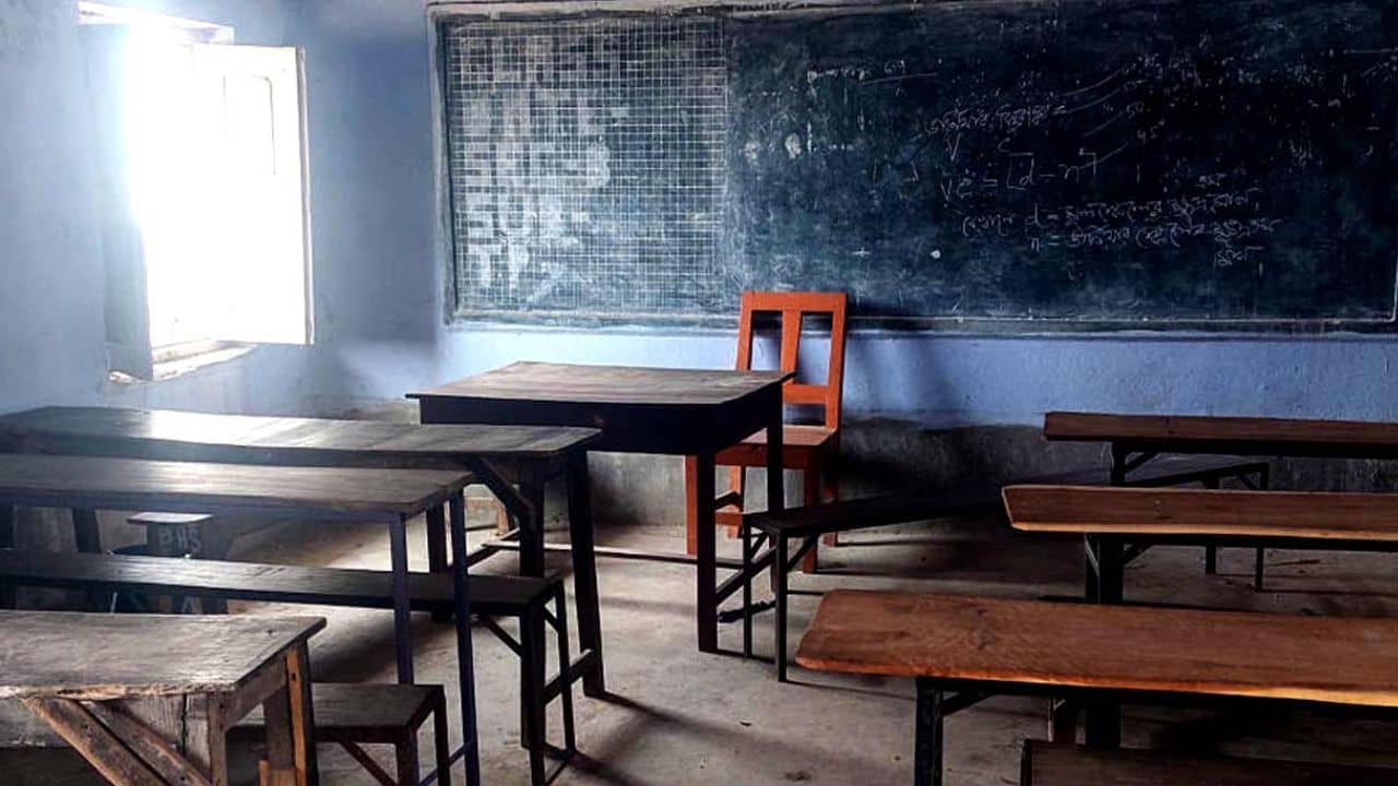 Government Schools: ১ বছরেই ১ হাজার বন্ধ! ধরা পড়ল সরকারি স্কুলের উদ্বেগের চিত্র