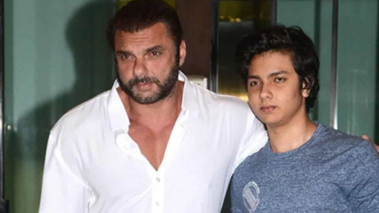 Sohail Khan: ছেলের নাম রাখতে চেয়েছিলেন ‘রাম'! কোন ভয়ে মত পরিবর্তন সলমনের ভাই সোহেল খানের? Sohail Khan: ছেলের নাম রাখতে চেয়েছিলেন ‘রাম'! কোন ভয়ে মত পরিবর্তন সলমনের ভাই সোহেল খানের?