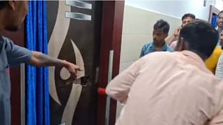 Nurse deadbody Recover: ডিউটি চলাকালীন হাসপাতাল থেকে মিলল নার্সের ঝুলন্ত দেহ, গলায় ঝুলছে স্টেথোস্কোপ