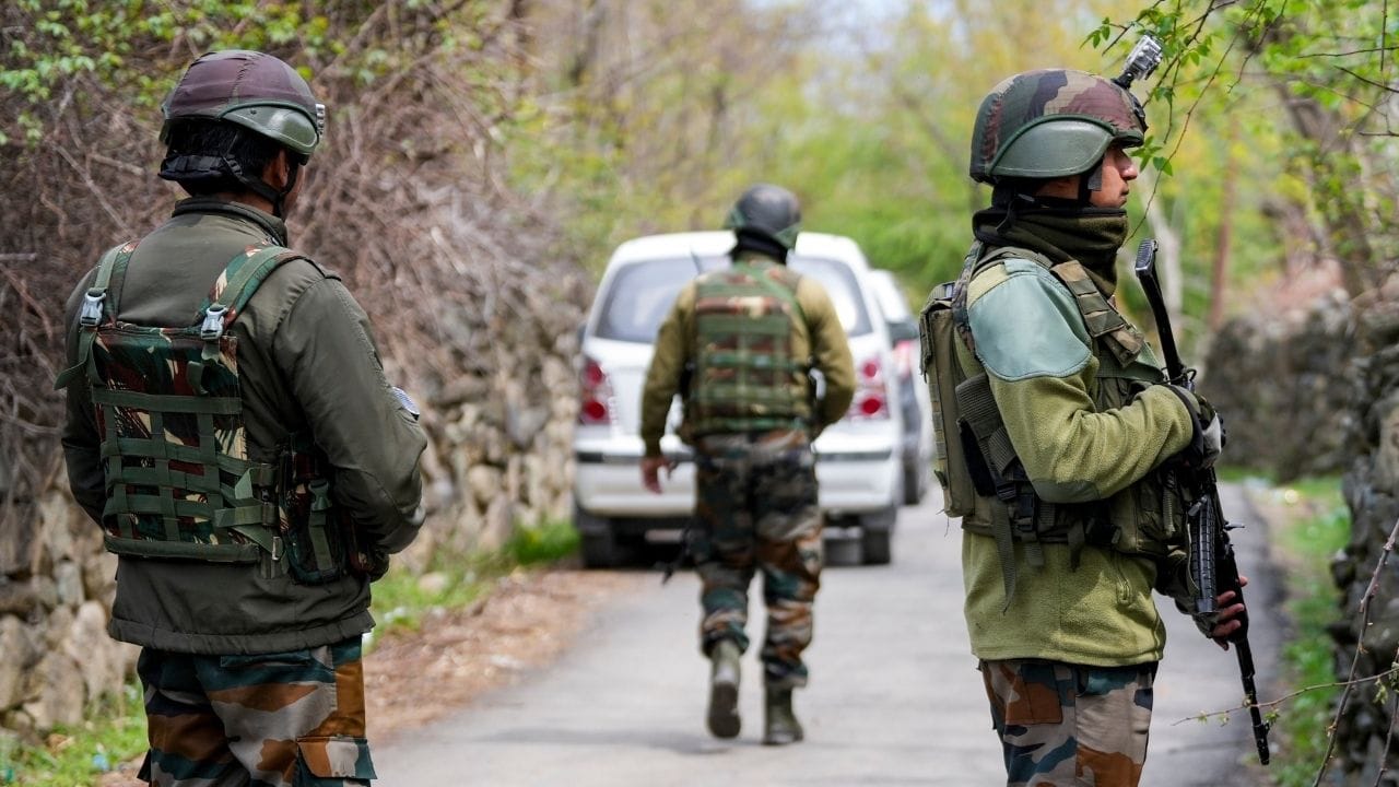 Designated Terrorists:  আর কোনও রেয়াত নয়, এদের UAPA-তে জঙ্গি বলে ঘোষণা করল কেন্দ্র