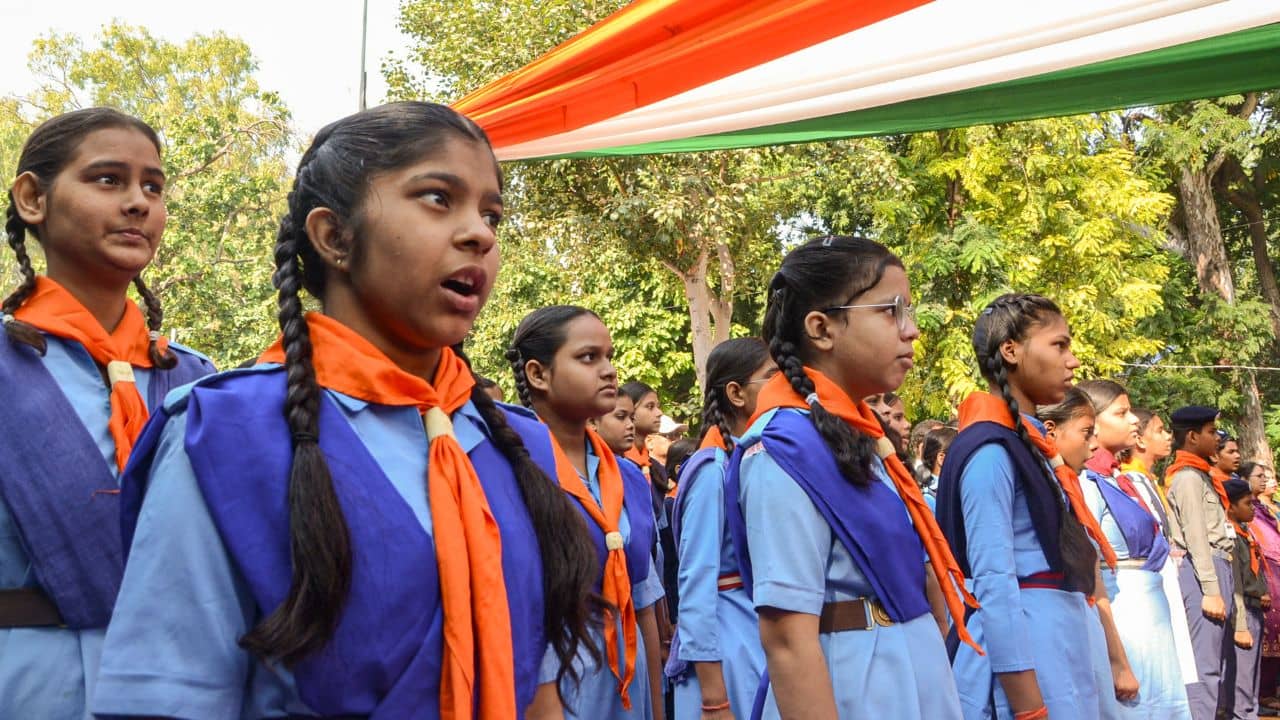 Vande Mataram Bill: রাজ্যসভায় পাশ হয়ে গেল বন্দে-মাতরম বিল, আইন না মানলে কী শাস্তি?