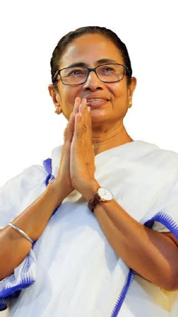কমিশনের নিরপেক্ষতা নিয়ে প্রশ্ন, মমতা চিঠি লিখেই ফেললেন!|