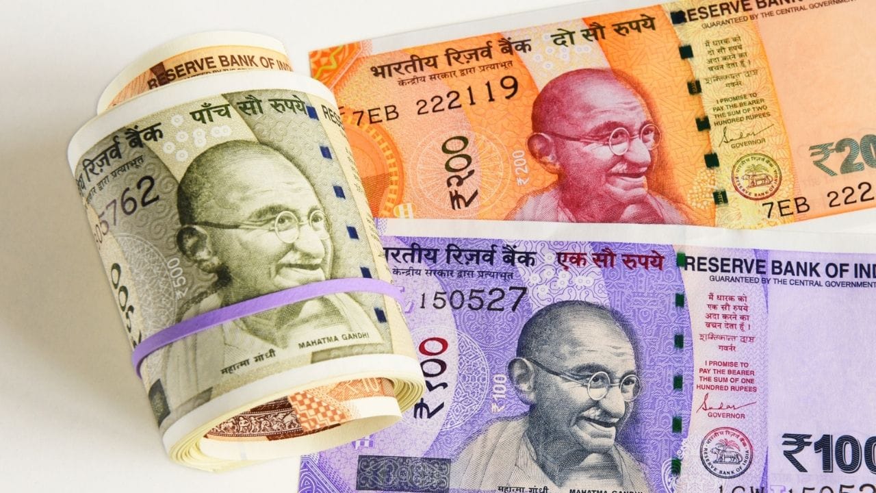 তবে বর্তমানে ইপিএফও পোর্টালে (EPFO Portal) পাসবুক অ্যাক্সেস স্থগিত করা হয়েছে। পাসবুক পরিষেবা পুনরায় চালু হতে আরও কিছু সময় লাগতে পারে। তবে চিন্তা নেই, পিএফ ব্যালেন্স চেক করার অনেক অপশন আছে।