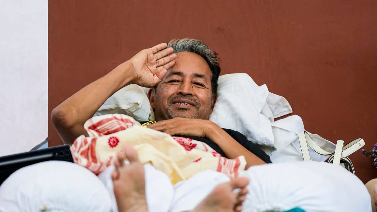 Sonam Wangchuk: ভূত হয়ে ফিরে আসব..., অঙ্গ বিকল হওয়ার আশঙ্কা, তাও কেন অনশন ভাঙছেন না সোনম?