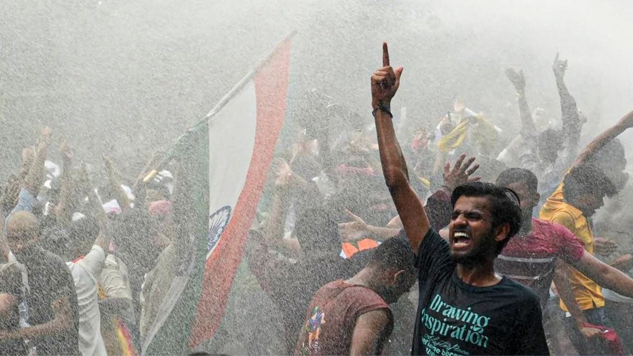 Education Protest: ধর্মেন্দ্র প্রধানের ইস্তফার পরই তিন রাজ্যে শিক্ষামন্ত্রীর ইস্তফার দাবিতে আন্দোলন, ক্রমশ ছড়াচ্ছে অশান্তির আগুন