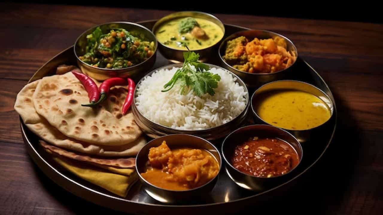 One Vegetable Three Meals: একটা তরকারি দিয়েই বানান ৩ বেলার ৩ রকমের খাবার One Vegetable Three Meals: একটা তরকারি দিয়েই বানান ৩ বেলার ৩ রকমের খাবার