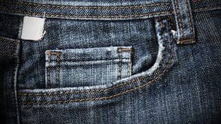 Origin of tiny jeans pocket: জিন্সে এই ছোট্ট পকেট কেন থাকে জানেন?