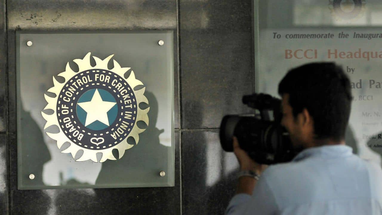 BCCI: বুকিদের ফাঁদে ক্রিকেটাররা? দেশের সব টি২০ লিগে নজরদারি শুরু করবে বিসিসিআই!
