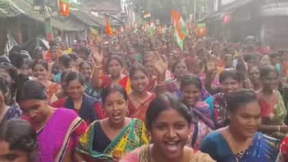 LIVE: ঢুকেছে ৩০০০, শুভেন্দুকে ধন্যবাদ জানাতে মহিলারা নামলেন রাস্তায়