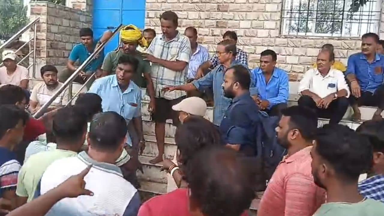 Jhargram: ৮৬ কোটি টাকা আত্মসাতের গুরুতর অভিযোগ, বালি খাদানে ব্যাপক দুর্নীতি