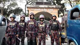 পুলিশেরই নিরাপত্তা চাই! জারি অ্যালার্ট, কী হচ্ছে বাংলাদেশে?