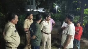 চিকিৎসকের চেম্বারে ঢুকে তাণ্ডব! বিষ্ণুপুরে ভর সন্ধ্যায় চলল গুলি