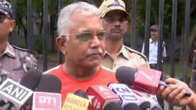 'এত টাকা কোথা থেকে আসে?' অভিষেককে আক্রমণ দিলীপের