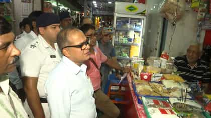 LIVE:কেন বাড়ছে চিনি-নুন-তেলের দাম,জায়গায়-জায়গায় যাচ্ছে টাস্ক ফোর্স